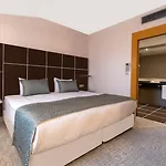 Point Taksim מלון 5*
