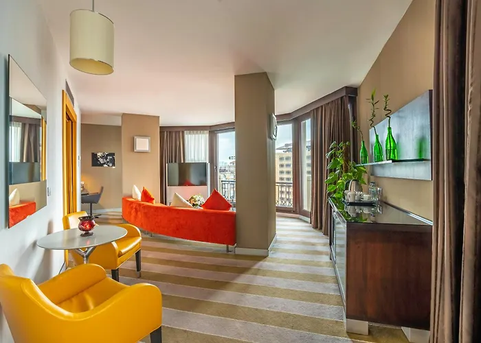 Point Taksim Отель 5*